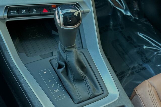2024 Audi Q3 Premium Plus 4D Sport Utility 20