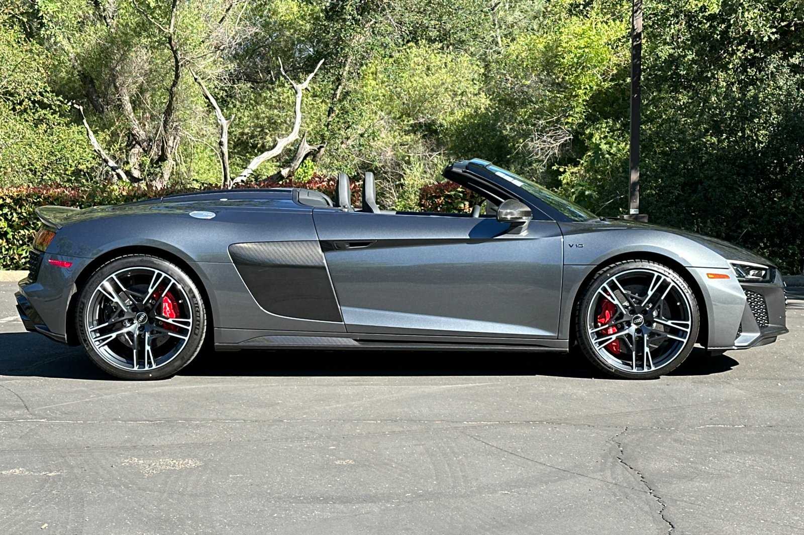 2023 Audi R8 V10 performance 2D Convertible 3