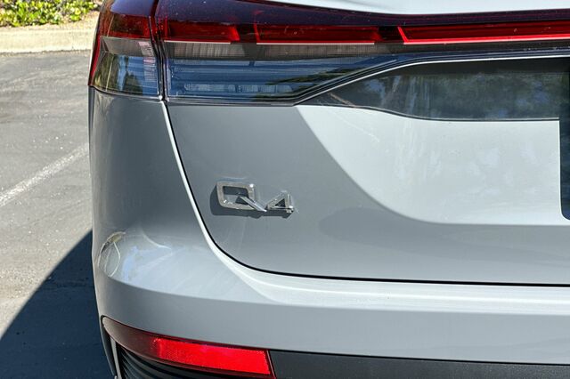 2024 Audi Q4 e-tron Prestige 4D Sport Utility 7