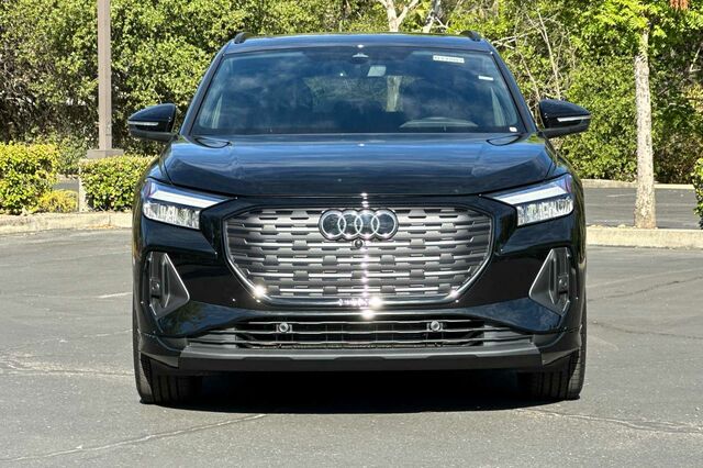 2024 Audi Q4 e-tron Premium 4D Sport Utility 3