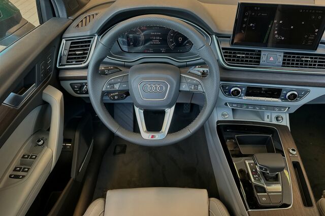 2024 Audi Q5 e 55 Prestige 4D Sport Utility 12