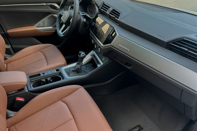 2024 Audi Q3 Premium 4D Sport Utility 14