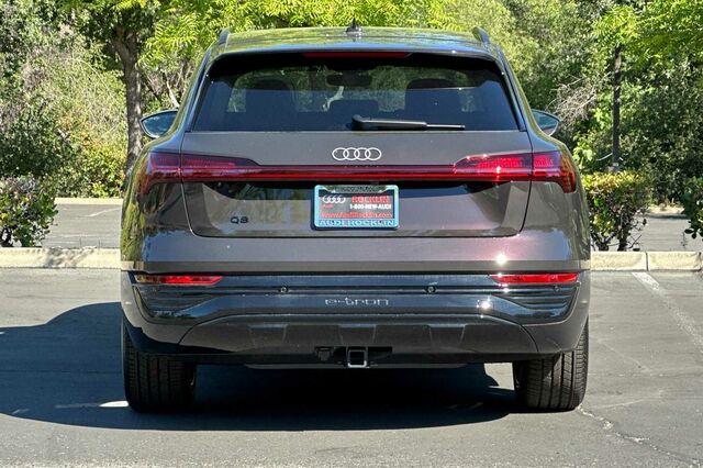 2024 Audi Q8 e-tron Prestige 4D Sport Utility 6