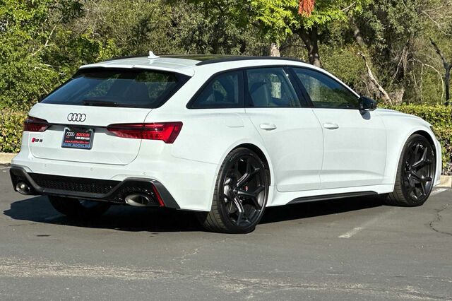 2024 Audi RS 6 4.2 4D Wagon 5