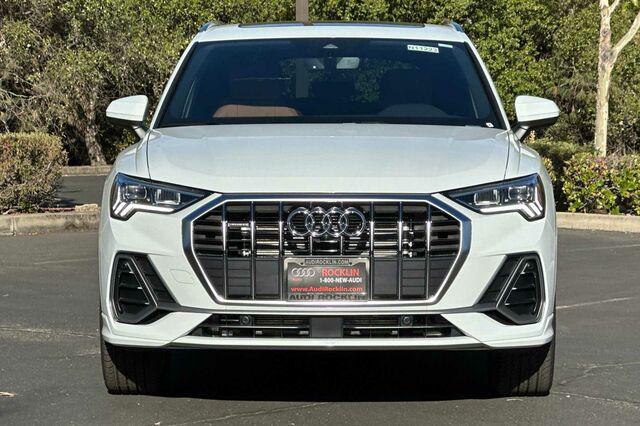 2024 Audi Q3 Premium Plus 4D Sport Utility 3