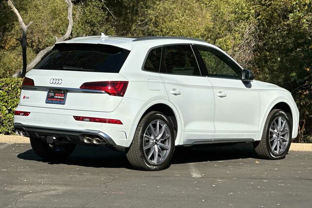 2024 Audi SQ5 Prestige 4D Sport Utility 5