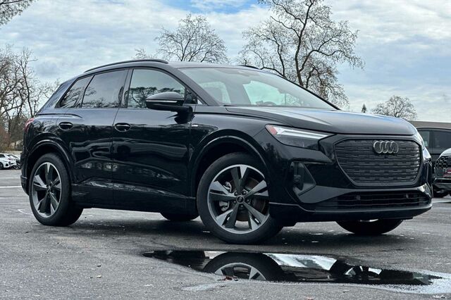 2024 Audi Q4 e-tron Premium Plus 4D Sport Utility 2