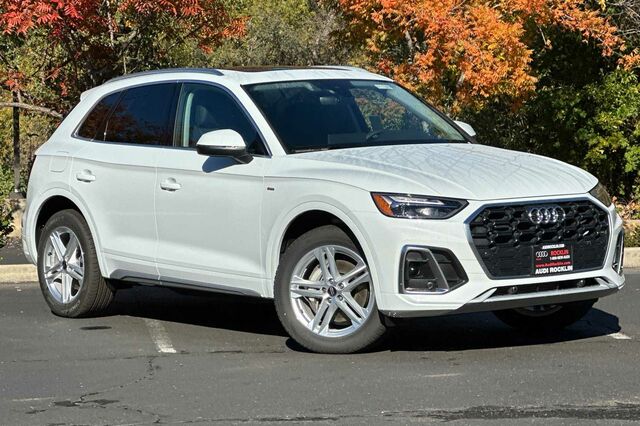 2024 Audi Q5 e 4D Sport Utility 2