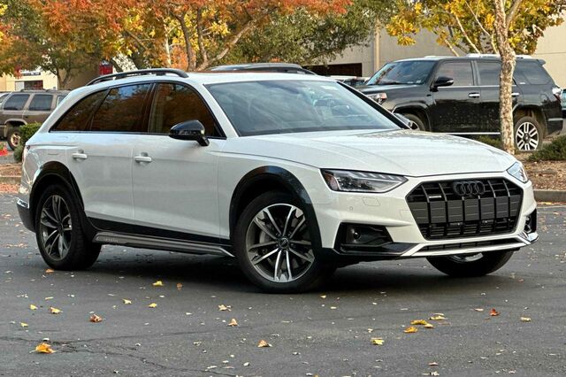 2024 Audi A4 allroad 45 Premium Plus 4D Wagon 2