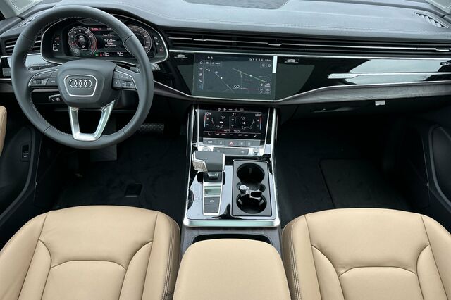 2025 Audi Q7 55 Premium Plus 4D Sport Utility 11