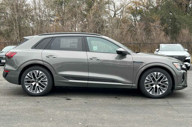 2024 Audi Q8 e-tron Prestige 4D Sport Utility 4