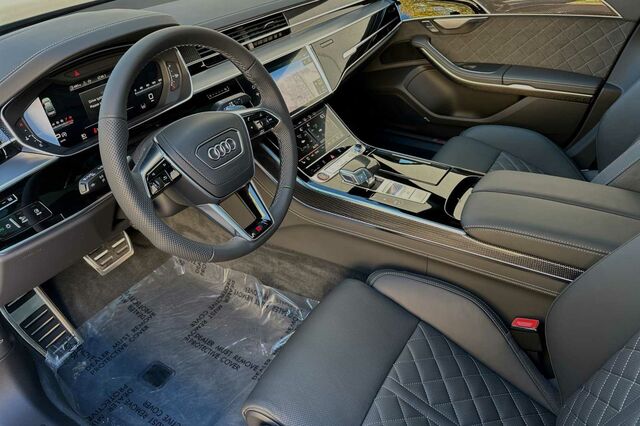 2025 Audi S8 4.0T 4D Sedan 8