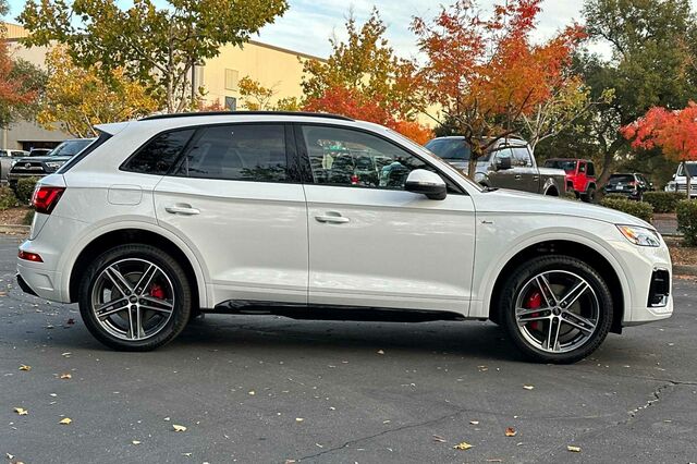 2025 Audi Q5 e 55 Premium Plus 4D Sport Utility 4