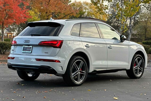 2025 Audi Q5 e 55 Premium Plus 4D Sport Utility 5