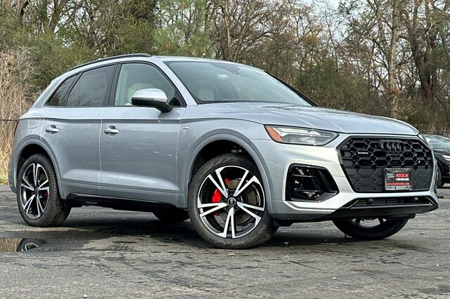 2025 Audi Q5 45 S line Premium Plus 4D Sport Utility 2