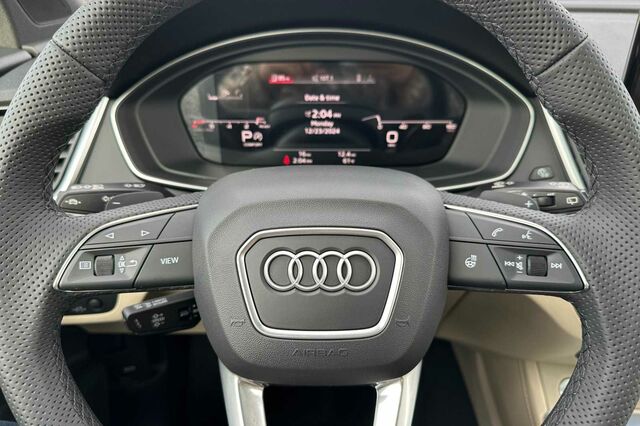 2025 Audi Q5 45 S line Premium Plus 4D Sport Utility 21