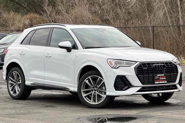 2025 Audi Q3 Premium 4D Sport Utility 2