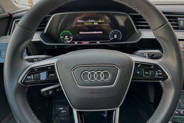 2022 Audi e-tron Sportback S line Premium Plus 4D Sport Utility 30
