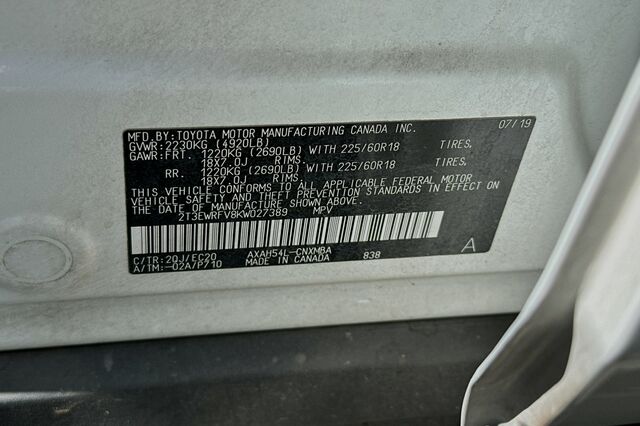 2019 Toyota RAV4 Hybrid XSE 4D Sport Utility 36