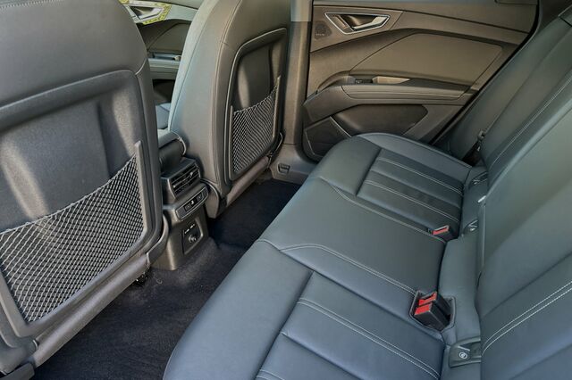 2023 Audi Q4 e-tron Premium Plus 4D Sport Utility 14