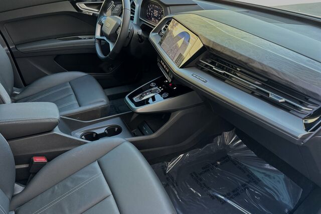 2023 Audi Q4 e-tron Premium Plus 4D Sport Utility 19