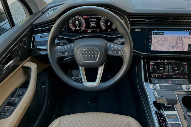 2024 Audi Q7 45 Premium Plus 4D Sport Utility 17