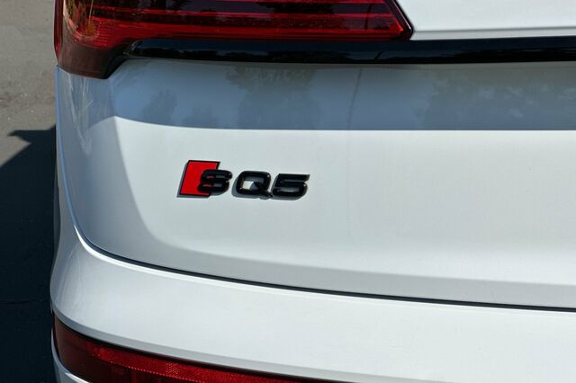 2021 Audi SQ5 Premium Plus 4D Sport Utility 39