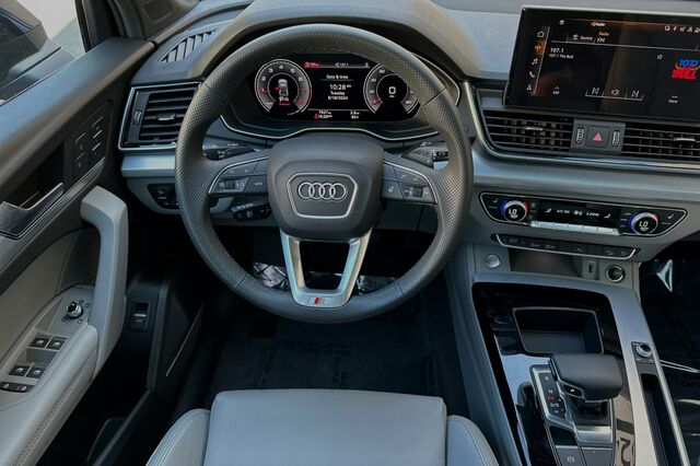 2024 Audi Q5 45 S line Premium Plus 4D Sport Utility 16