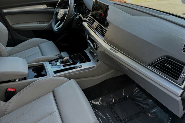 2024 Audi Q5 45 S line Premium Plus 4D Sport Utility 18