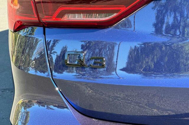 2024 Audi Q3 Premium Plus 4D Sport Utility 39