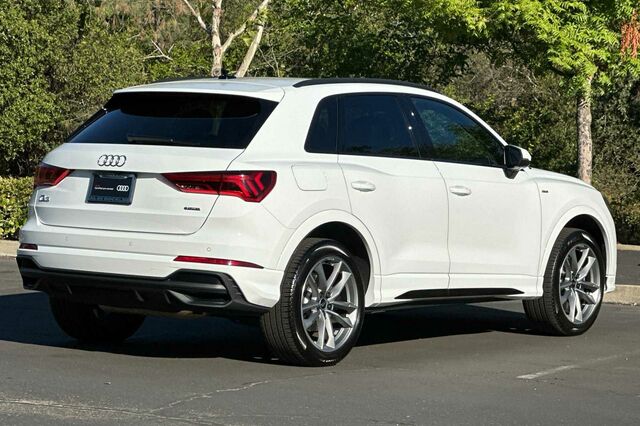 2024 Audi Q3 Premium Plus 4D Sport Utility 4