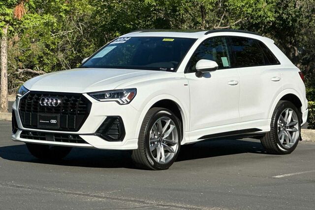 2024 Audi Q3 Premium Plus 4D Sport Utility 8