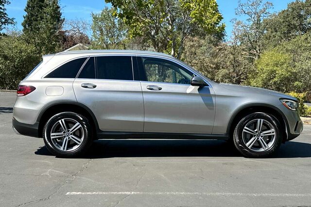 2020 Mercedes-Benz GLC GLC 300 4D Sport Utility 4MATIC 3