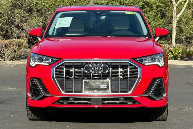 2022 Audi Q3 Premium Plus 4D Sport Utility 9