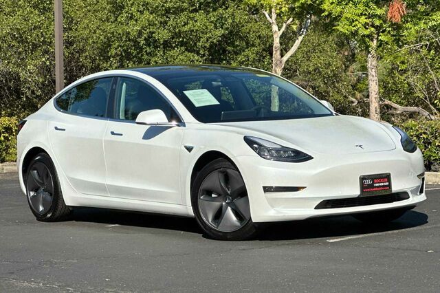 2020 Tesla Model 3 Long Range 4D Sedan 2