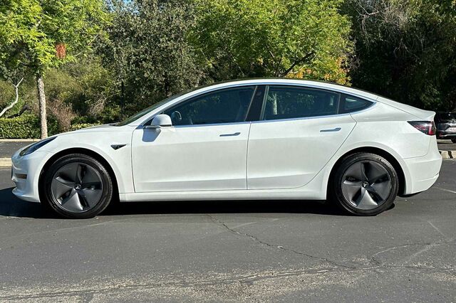 2020 Tesla Model 3 Long Range 4D Sedan 7