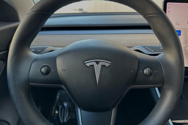 2020 Tesla Model 3 Long Range 4D Sedan 27