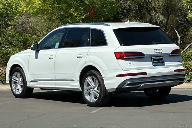 2022 Audi Q7 45 Premium Plus 4D Sport Utility 6