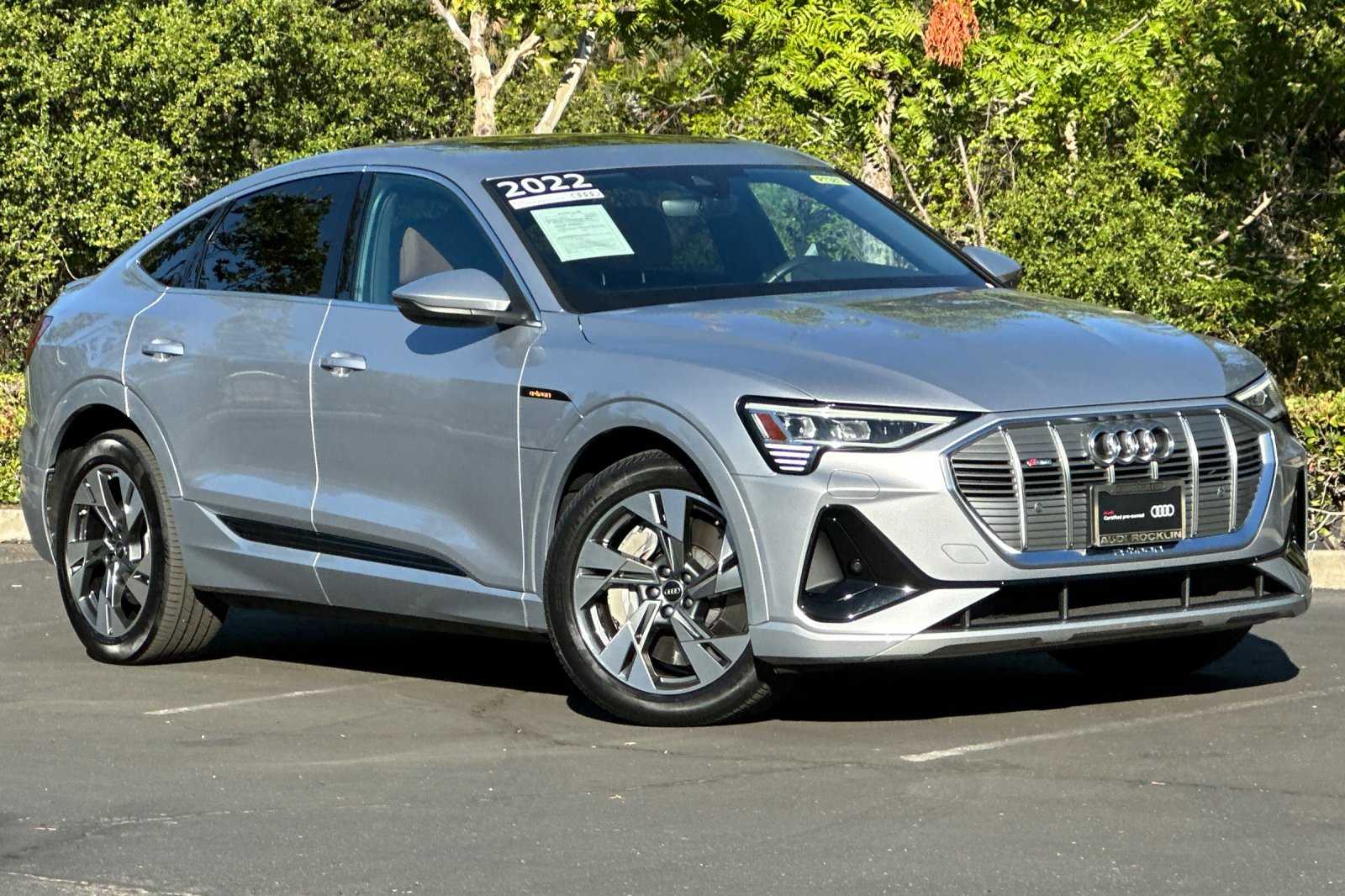 2022 Audi e-tron Sportback S line Premium 4D Sport Utility 2