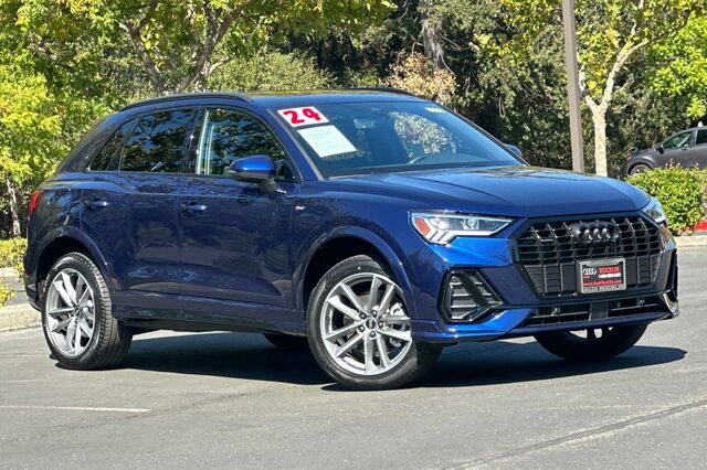 2024 Audi Q3 Premium 4D Sport Utility 2