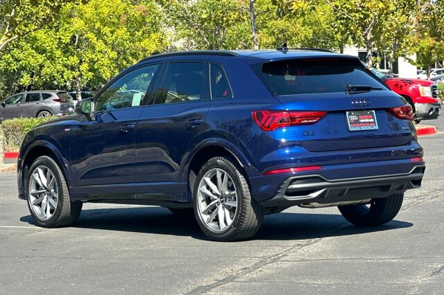 2024 Audi Q3 Premium 4D Sport Utility 6