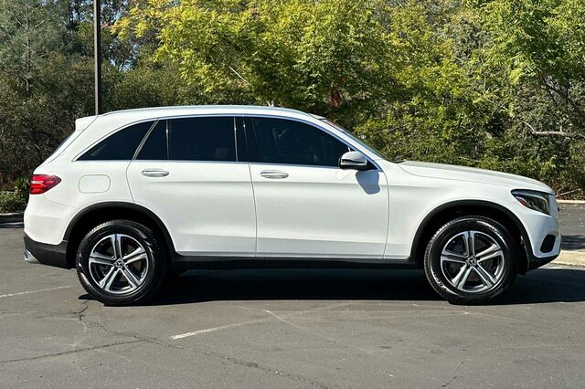 2019 Mercedes-Benz GLC GLC 300 4D Sport Utility 3