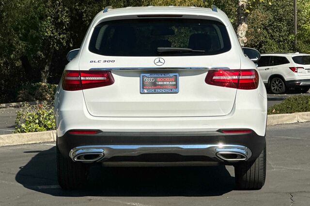 2019 Mercedes-Benz GLC GLC 300 4D Sport Utility 5