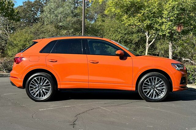 2024 Audi Q3 Premium Plus 4D Sport Utility 3