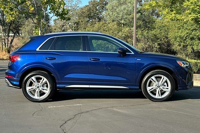 2024 Audi Q3 Premium Plus 4D Sport Utility 3