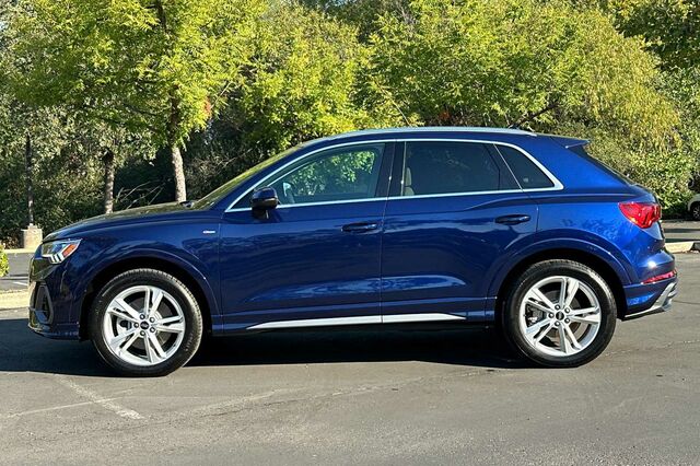 2024 Audi Q3 Premium Plus 4D Sport Utility 7