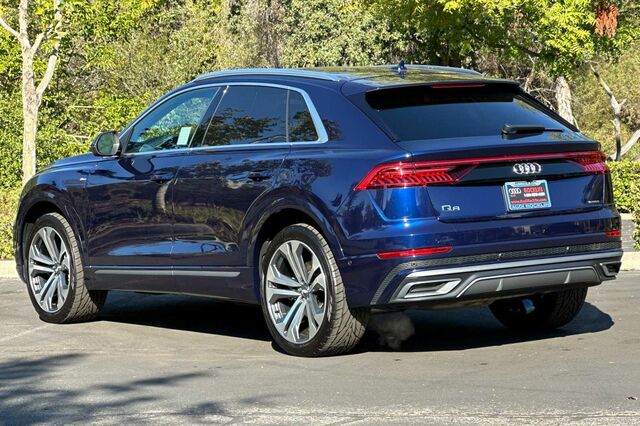 2020 Audi Q8 55 Prestige 4D Sport Utility 6