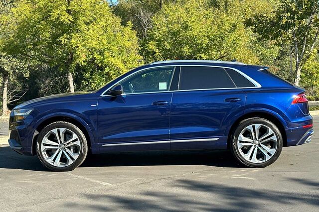 2020 Audi Q8 55 Prestige 4D Sport Utility 7