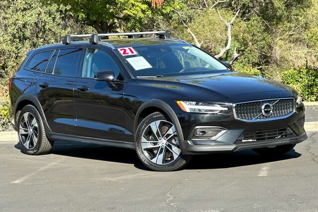 2021 Volvo V60 Cross Country T5 4D Wagon 2