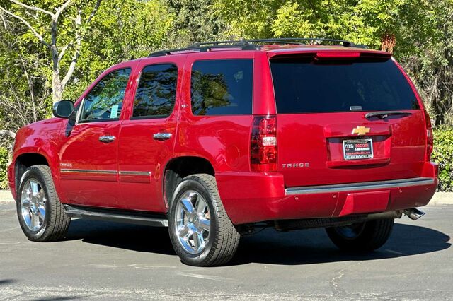 2014 Chevrolet Tahoe LTZ 4D Sport Utility 6